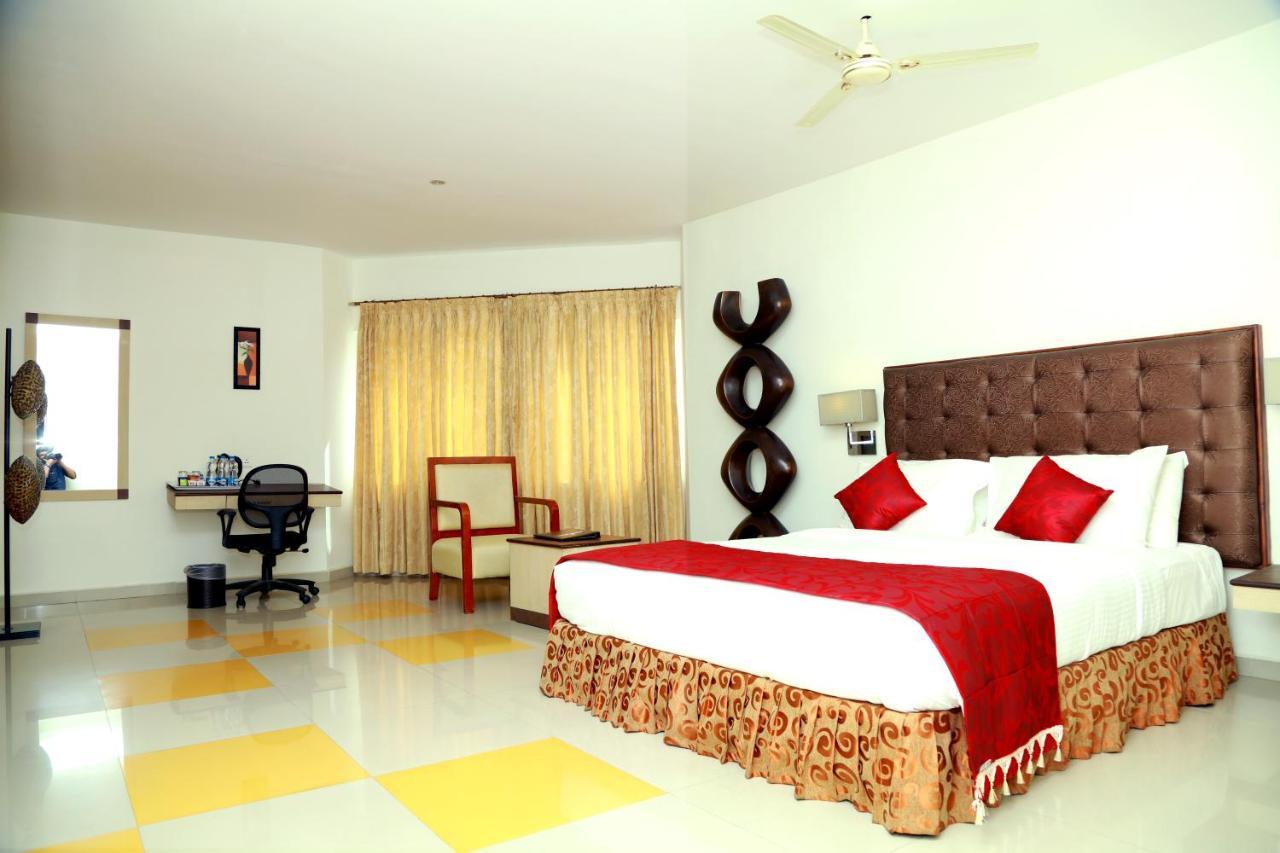 Srm Hotel Tuticorin Exterior photo