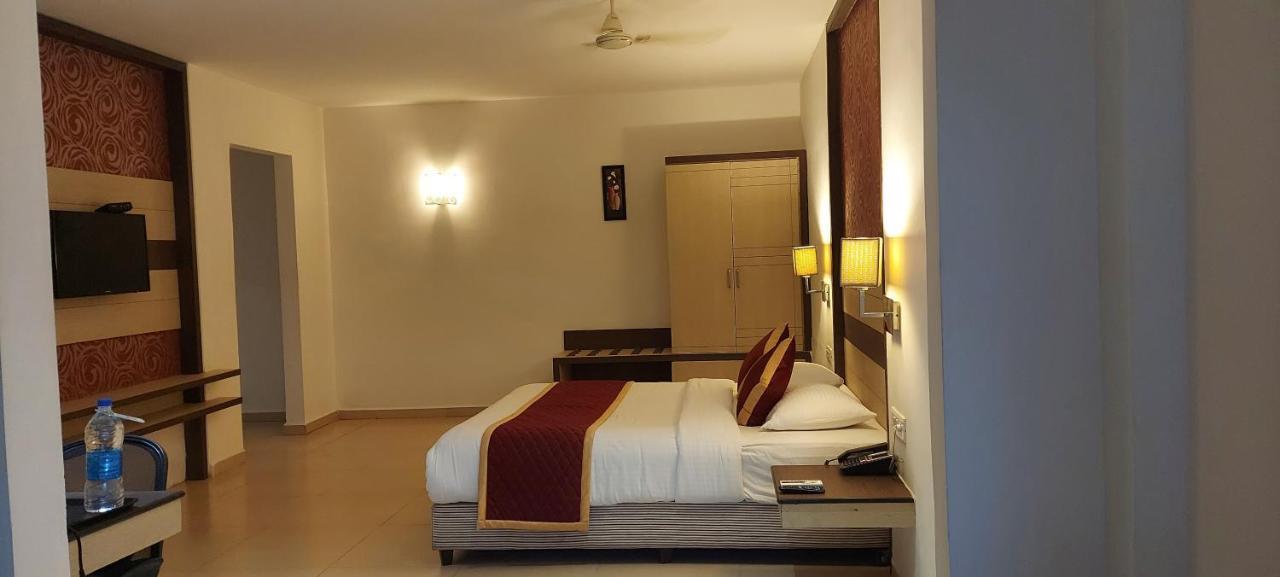 Srm Hotel Tuticorin Exterior photo