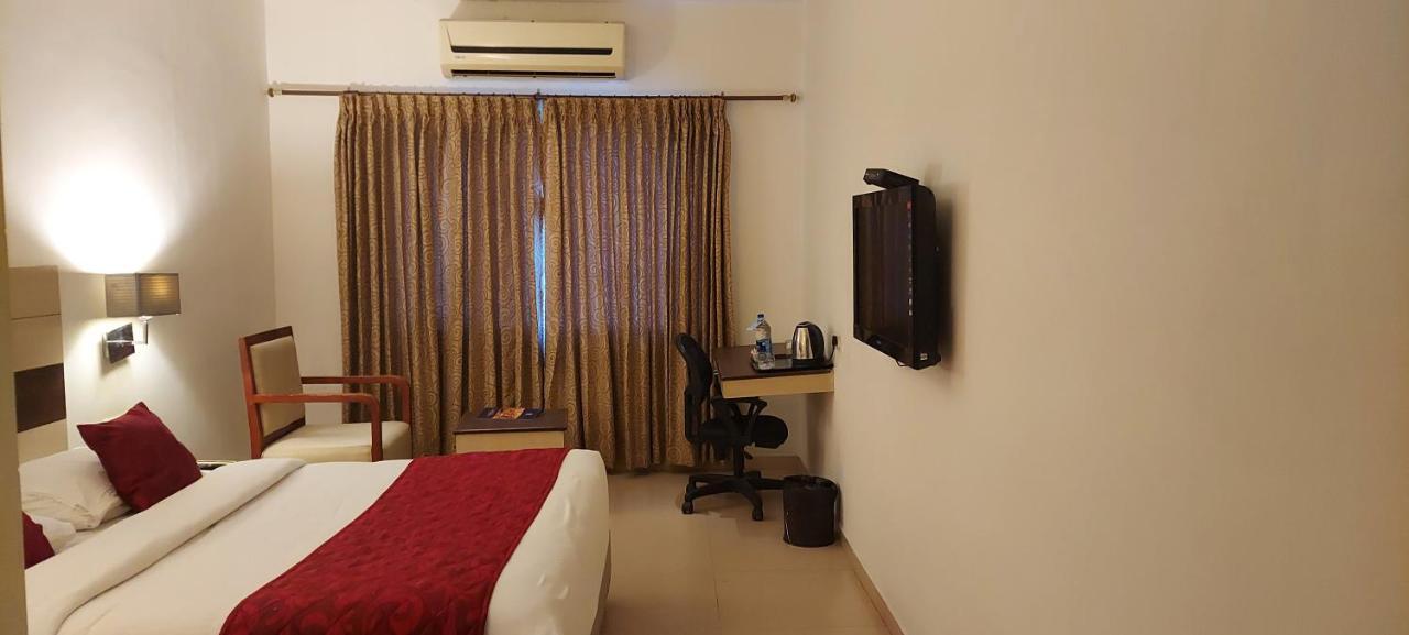 Srm Hotel Tuticorin Exterior photo