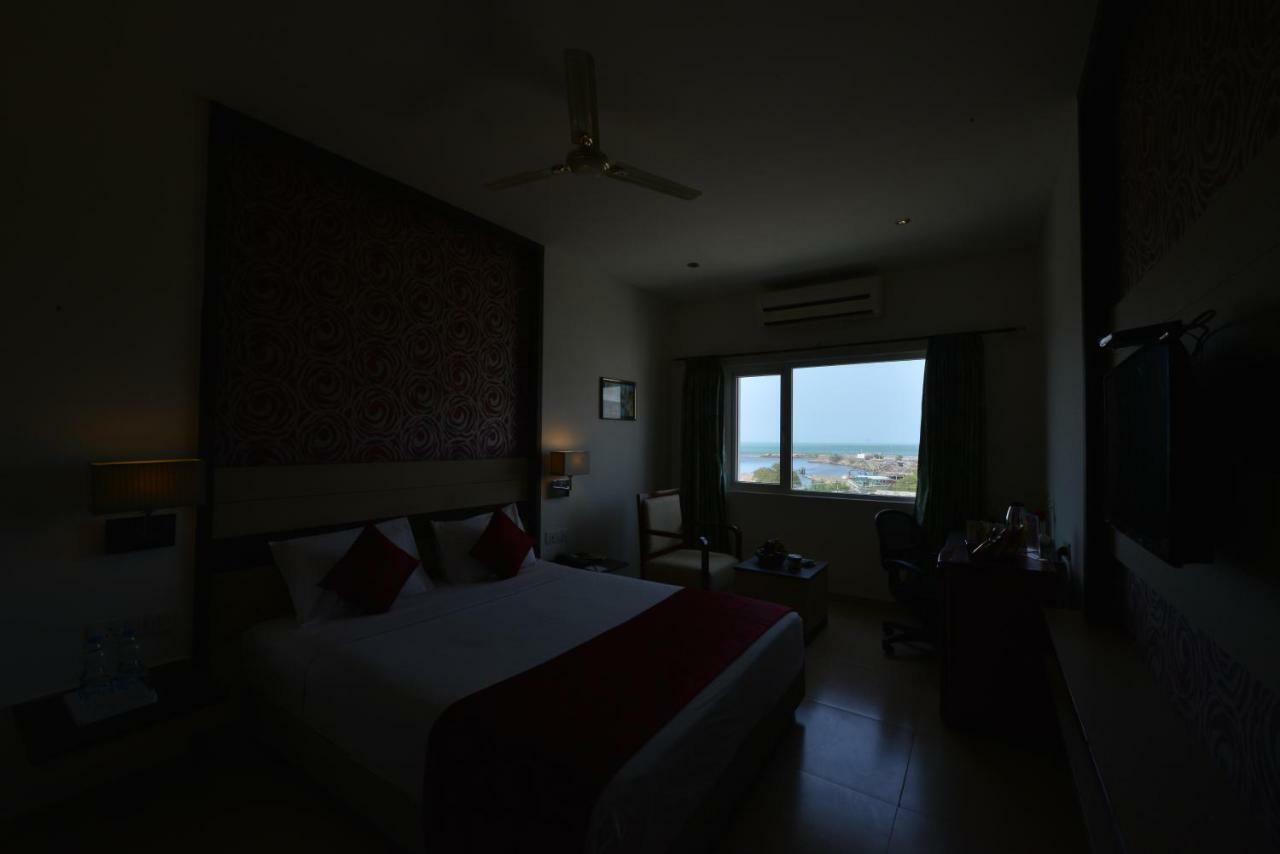 Srm Hotel Tuticorin Exterior photo